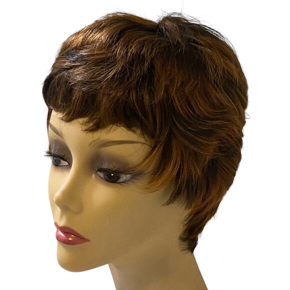 CARRIE Everyday Razor Boy Cut Pixie Wig P4/27/30 Brown Blonde Synthetic NWT a862 - Picture 15 of 15